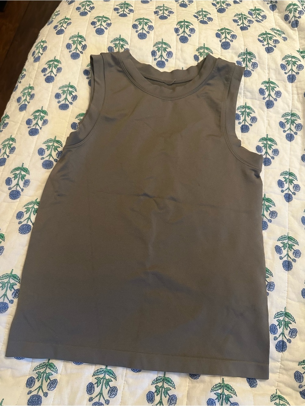 Buckle Gray Sleeveless Tank Top